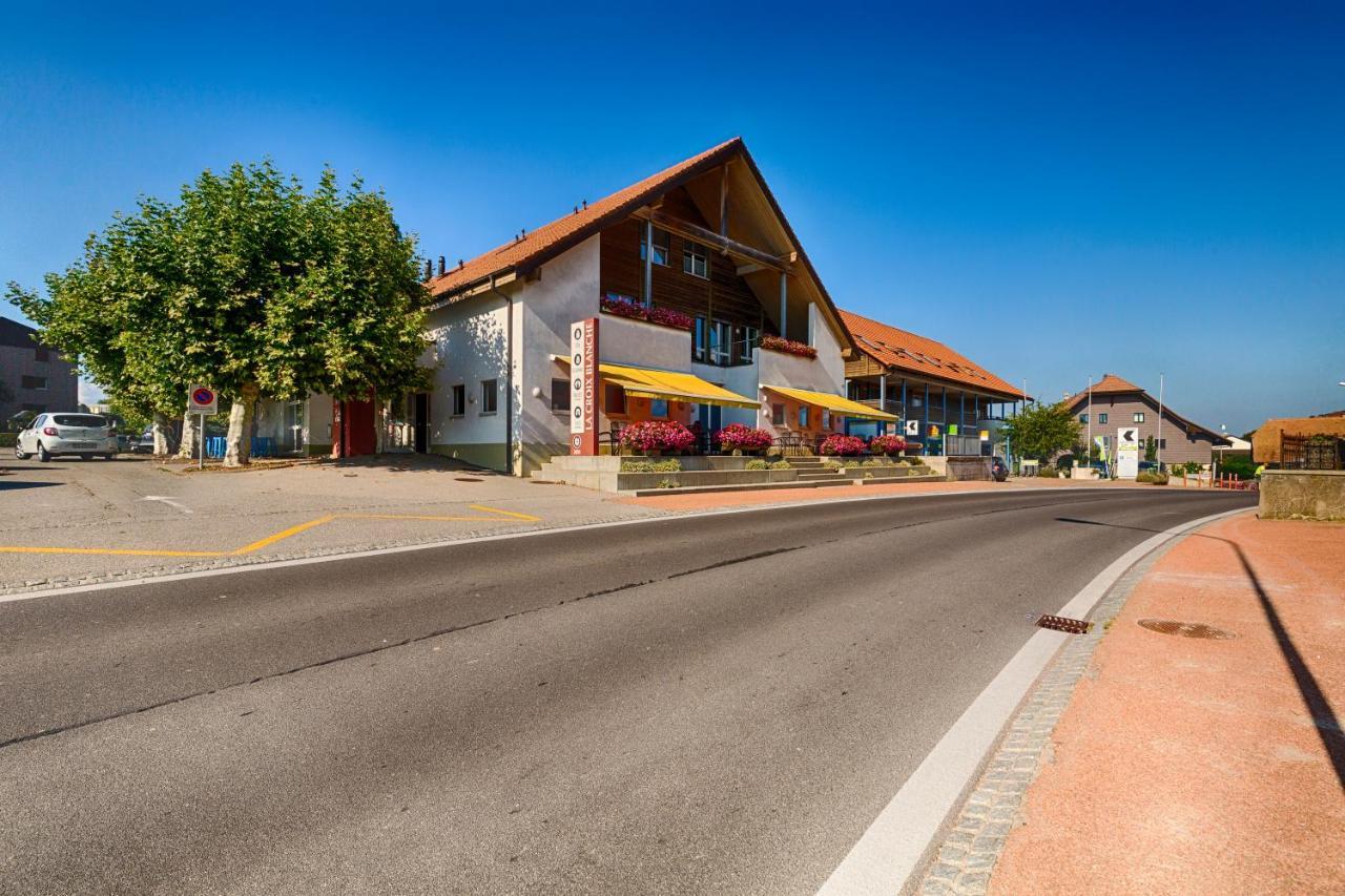 Hotel La Croix Blanche Hauterive  Dış mekan fotoğraf
